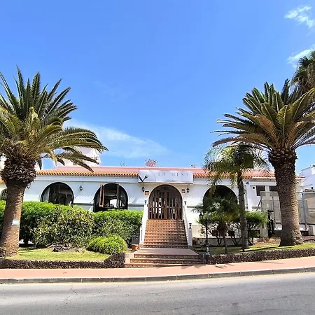 Lägenhet Casa Agatha - 3 Terraces, Ac, Tv Channels, 2 Bedrooms & Bathrooms, Heated Pool