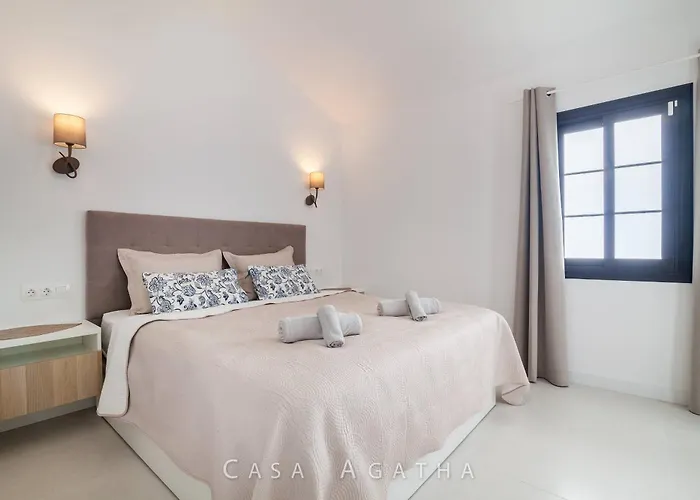 Casa Agatha - 3 Terraces, Ac, Tv Channels, 2 Bedrooms & Bathrooms, Heated Pool